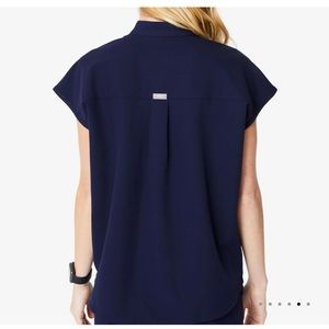 Navy figs scrub top size medium